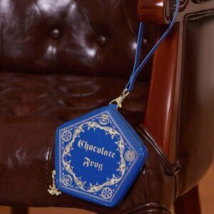 Harry Potter Chocolate Frog Purple Wristlet Purse NWT